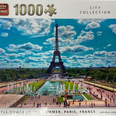 Eiffel-torony nyáron